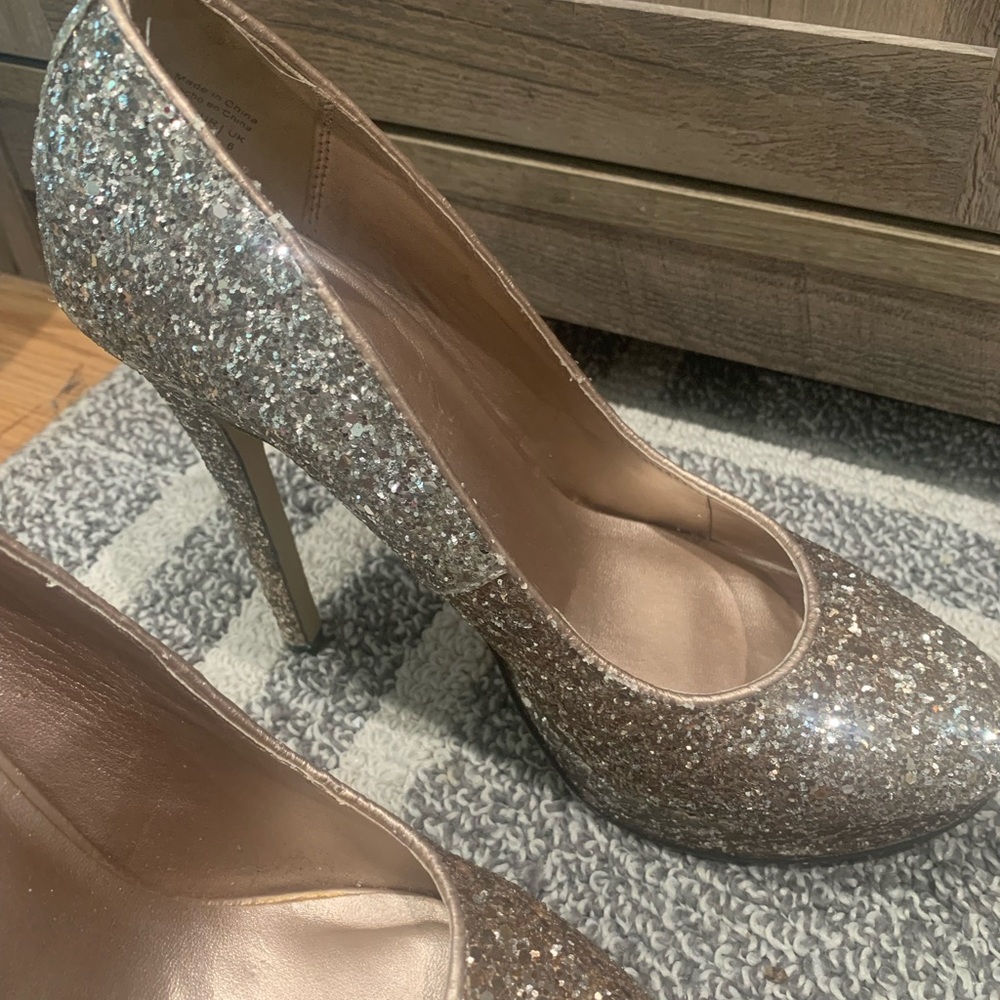 Women’s Formal Party Prom Sparkling 4” High Heels Size 8.5 Silver Rose-gold - Picture 11 of 12